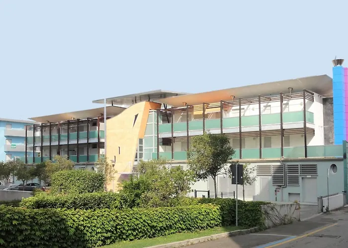 Bright Near The Апартаменти Бібіоне