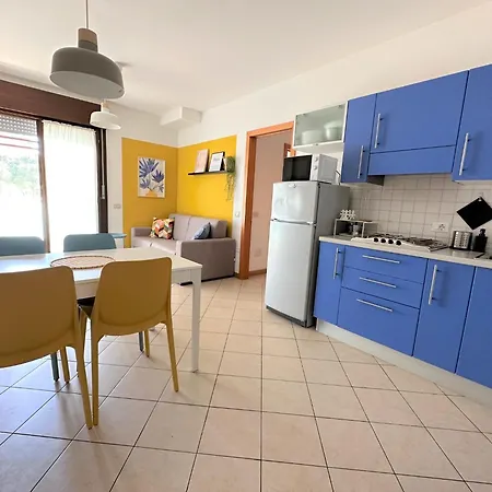 Bright Near The * 比比翁