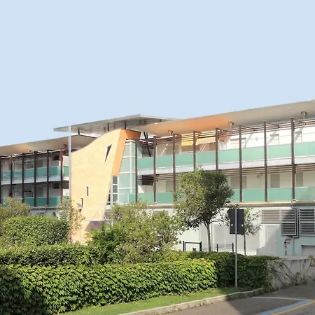 Bright Near The 公寓 比比翁